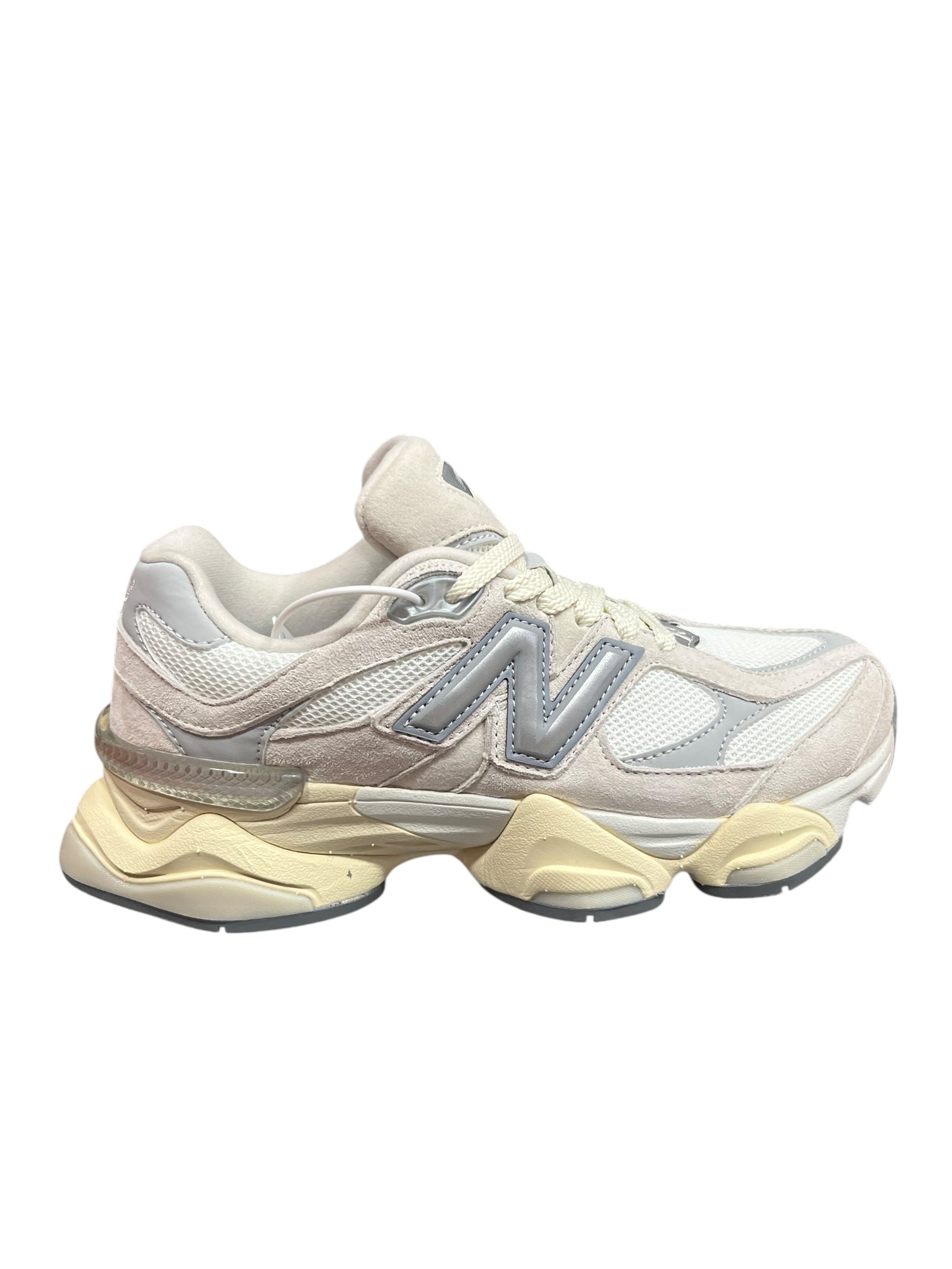 New Balance 9060 Team Cream