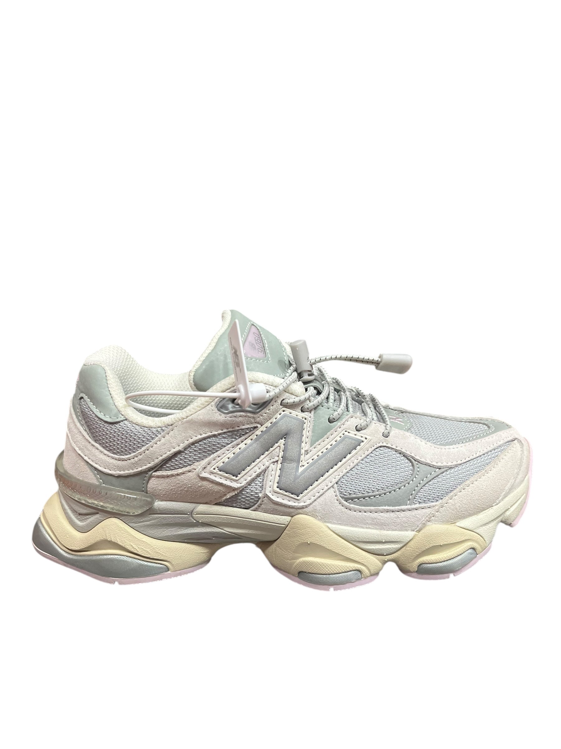 New Balance 9060 Grey Lilac